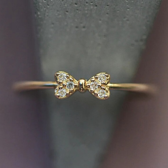 New bow ring 14k gold plating with Swarovski crystals 
Perfect for stacking - Picture 4 of 5